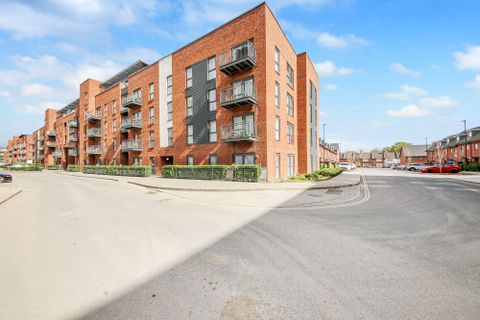John Thornycroft Road, Woolston SO19