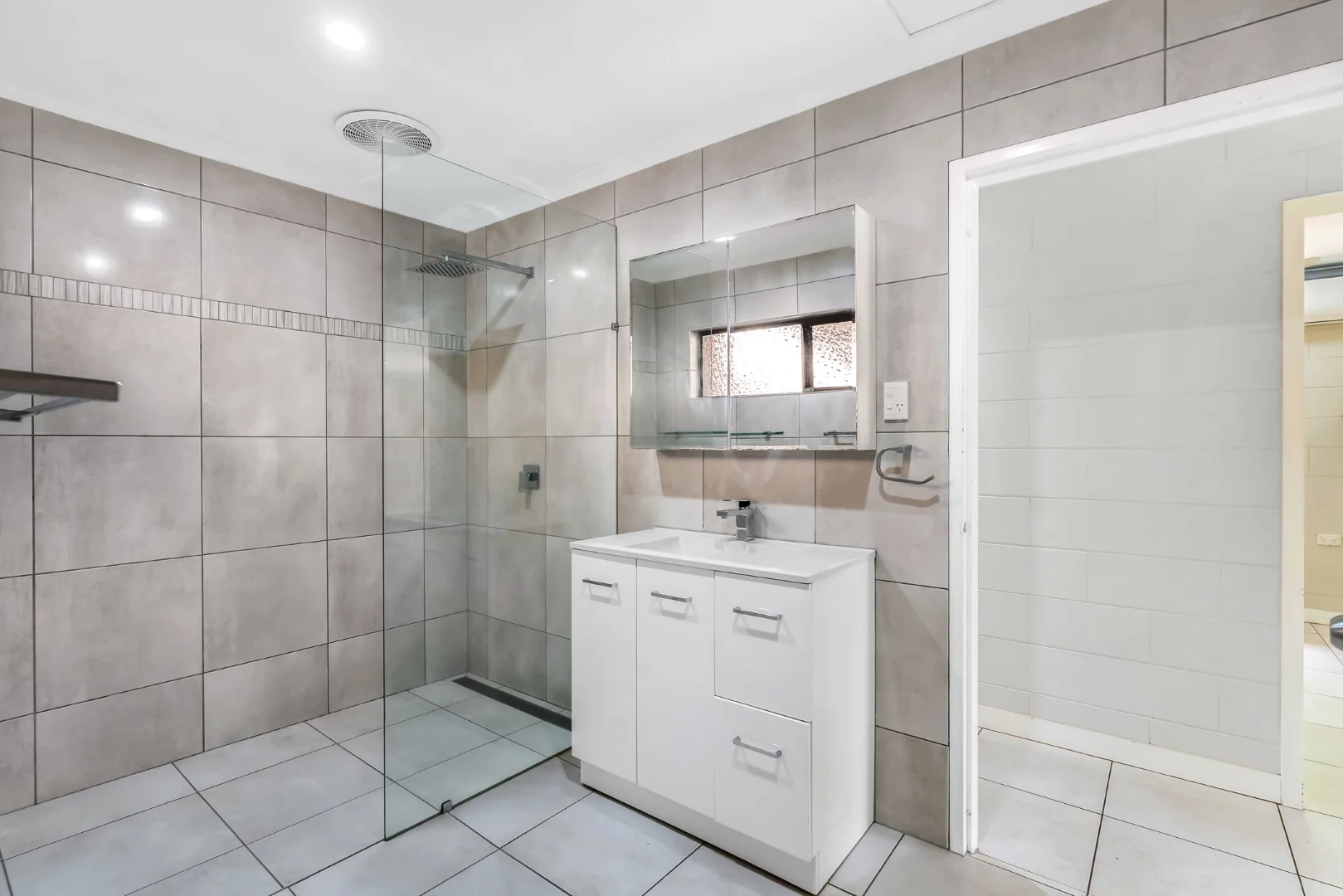 Additional image 16 of 8 Queensborough Close, Trinity Park QLD 4879