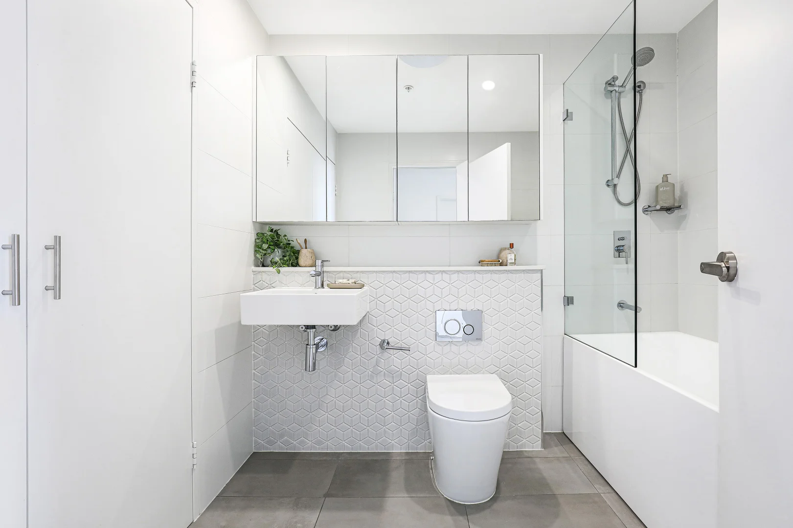 Additional image 11 of 1006/15 Railway Parade, Wollongong NSW 2500