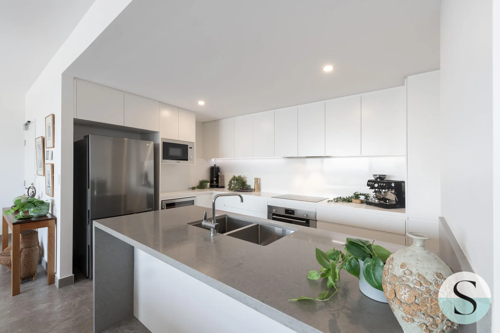 Additional image 11 of 310/55E Caves Beach Road, Caves Beach NSW 2281