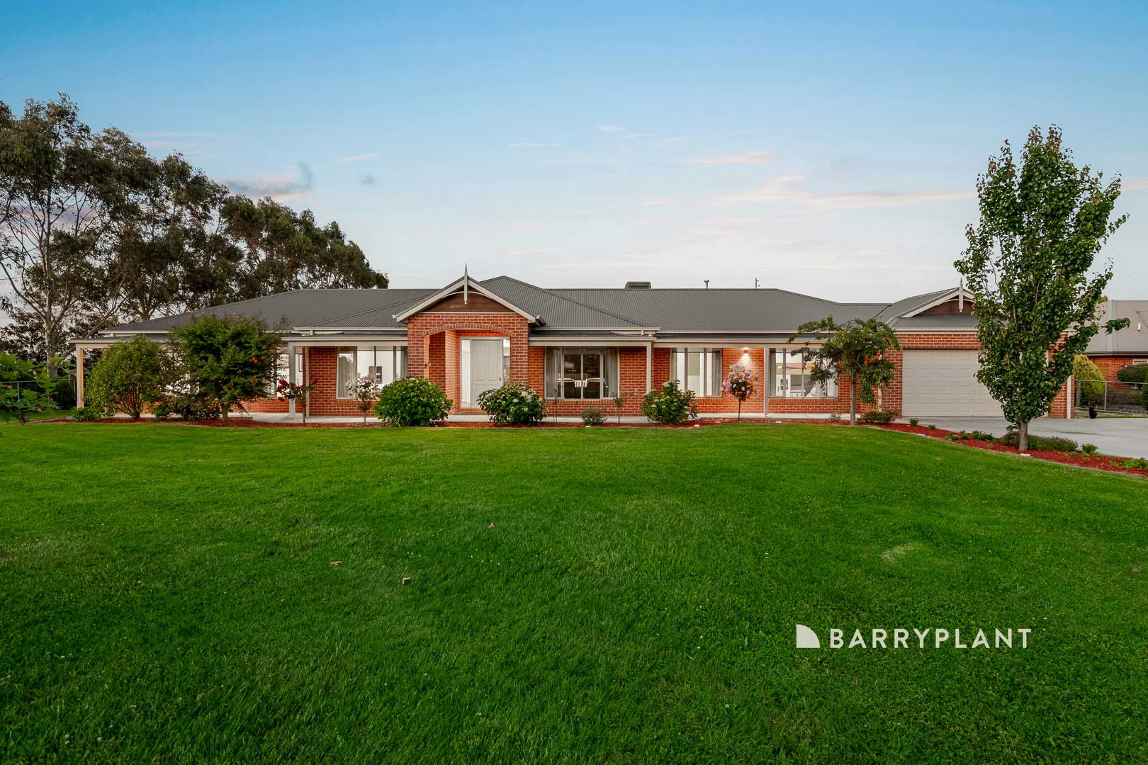 Additional image 2 of 37 Fairway Drive, Drouin VIC 3818