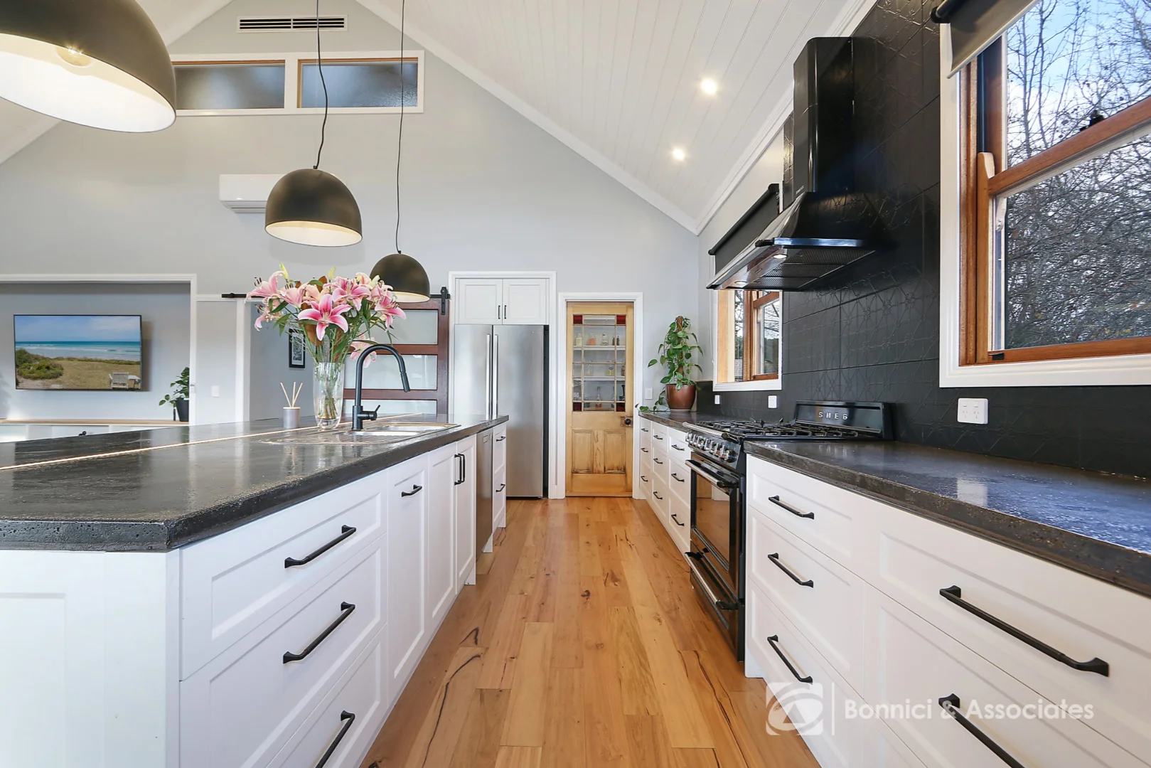 Additional image 4 of 18 John Street, Beechworth VIC 3747