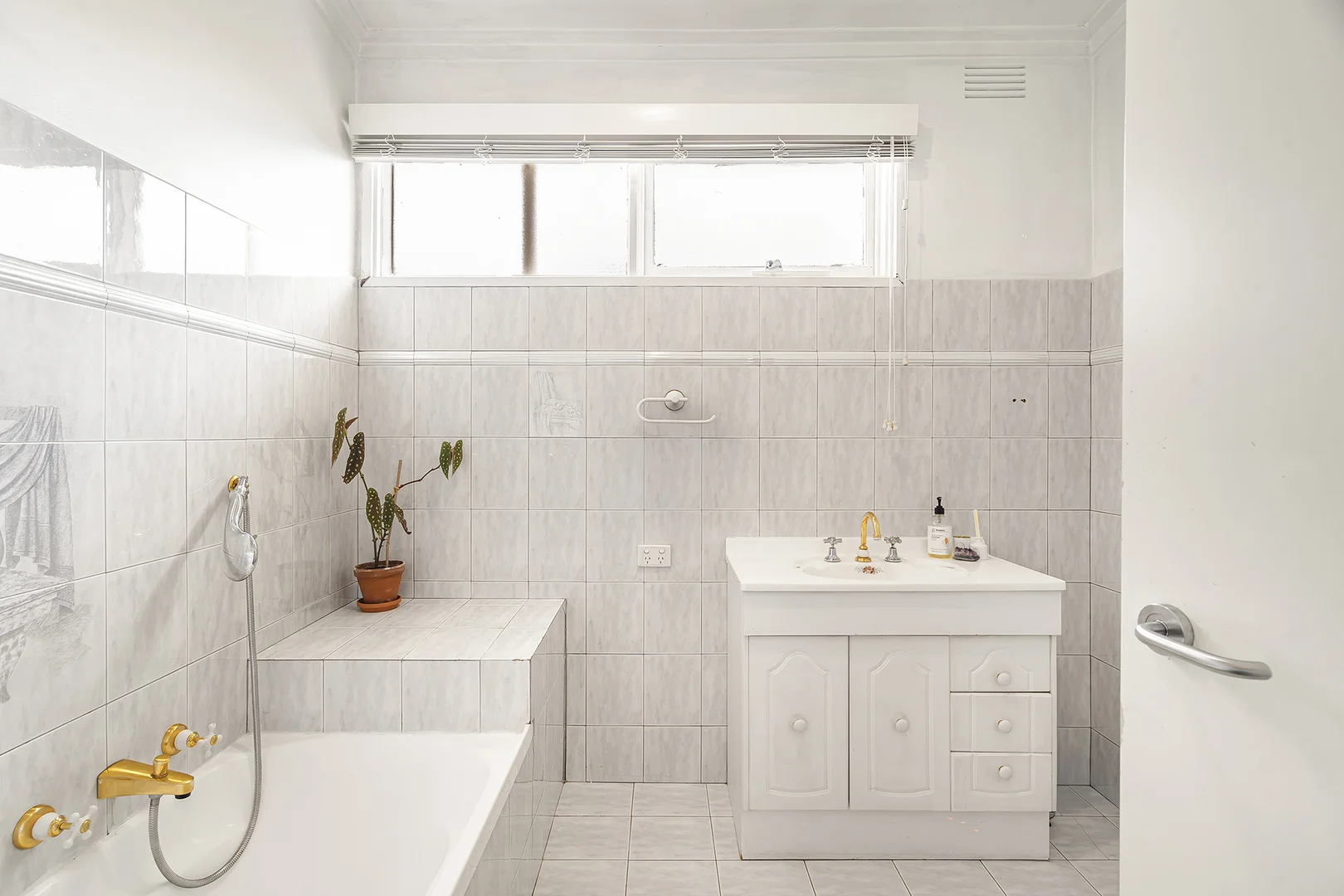 Additional image 11 of 1/2 Clifton Street, Balwyn North VIC 3104