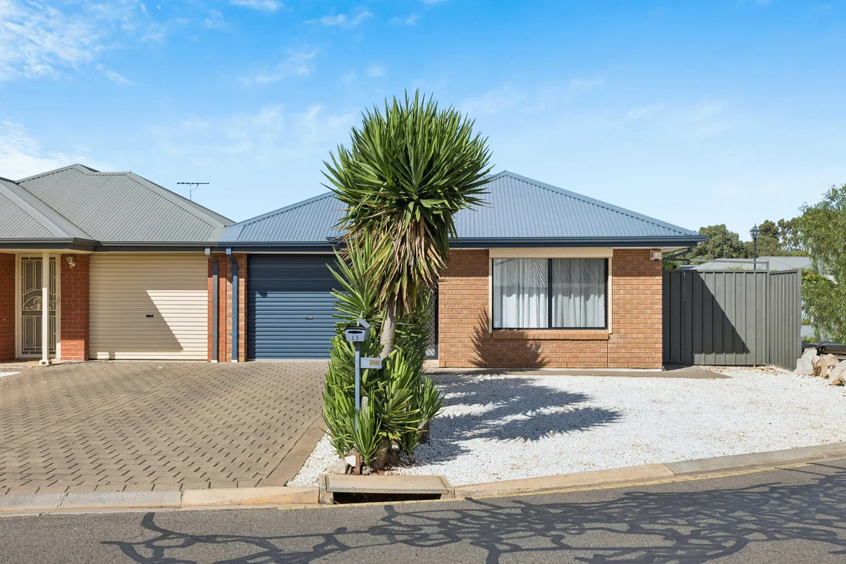 13 Hamra Drive, Smithfield SA 5114