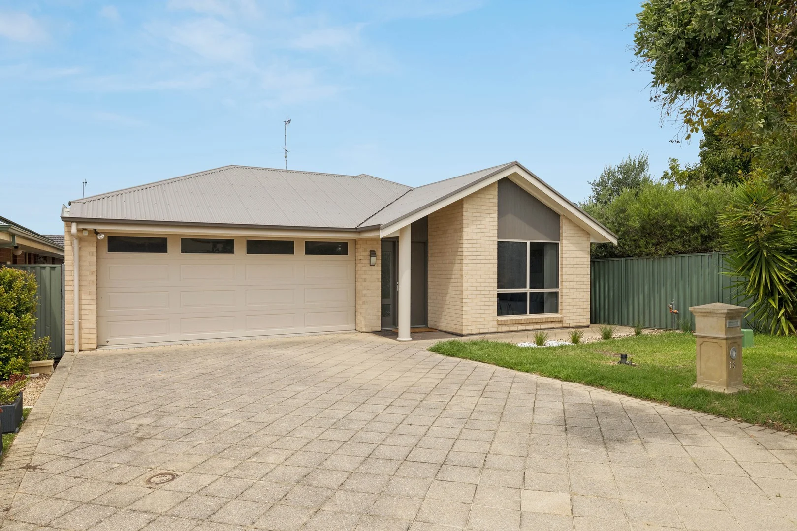 18 Sweetman Avenue, Encounter Bay SA 5211