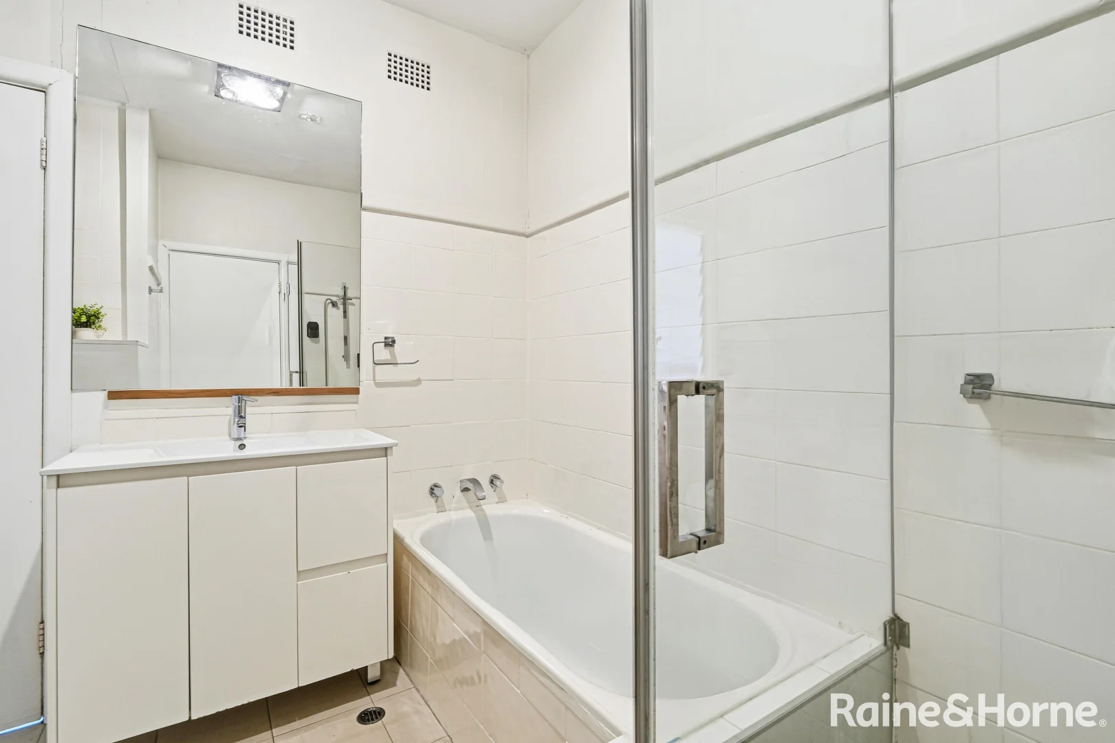 Additional image 13 of 27 & 27A Melbourne Street, Oxley Park NSW 2760