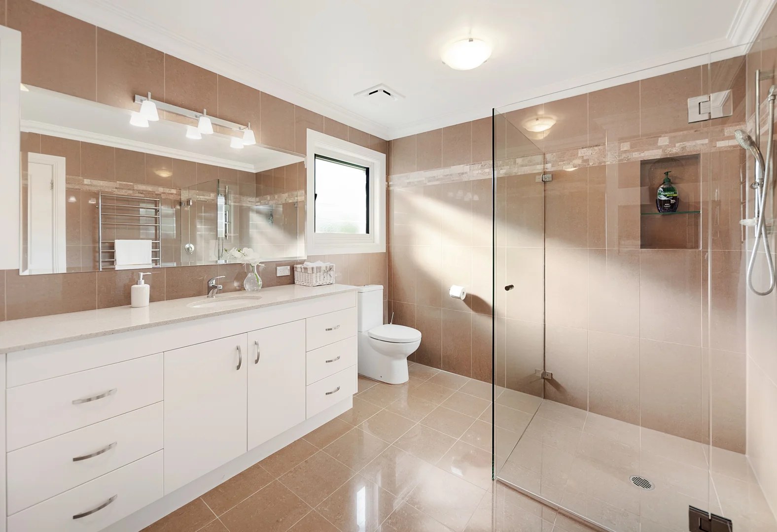 Additional image 16 of 38 Summer Road, Faulconbridge NSW 2776