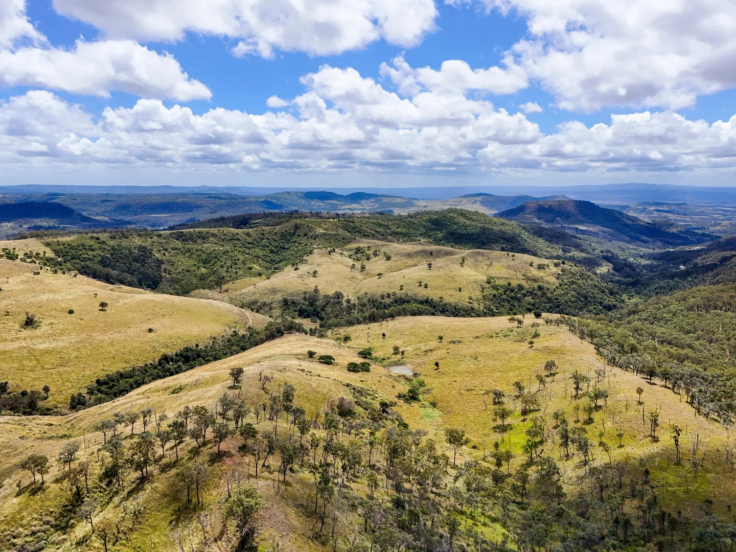 Additional image 39 of "PARADISE" 256 Paradise Road, Mount Sylvia QLD 4343