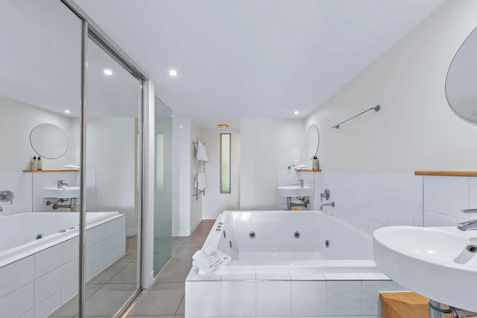 Additional image 14 of 412/9A Hermitage Drive, Airlie Beach QLD 4802