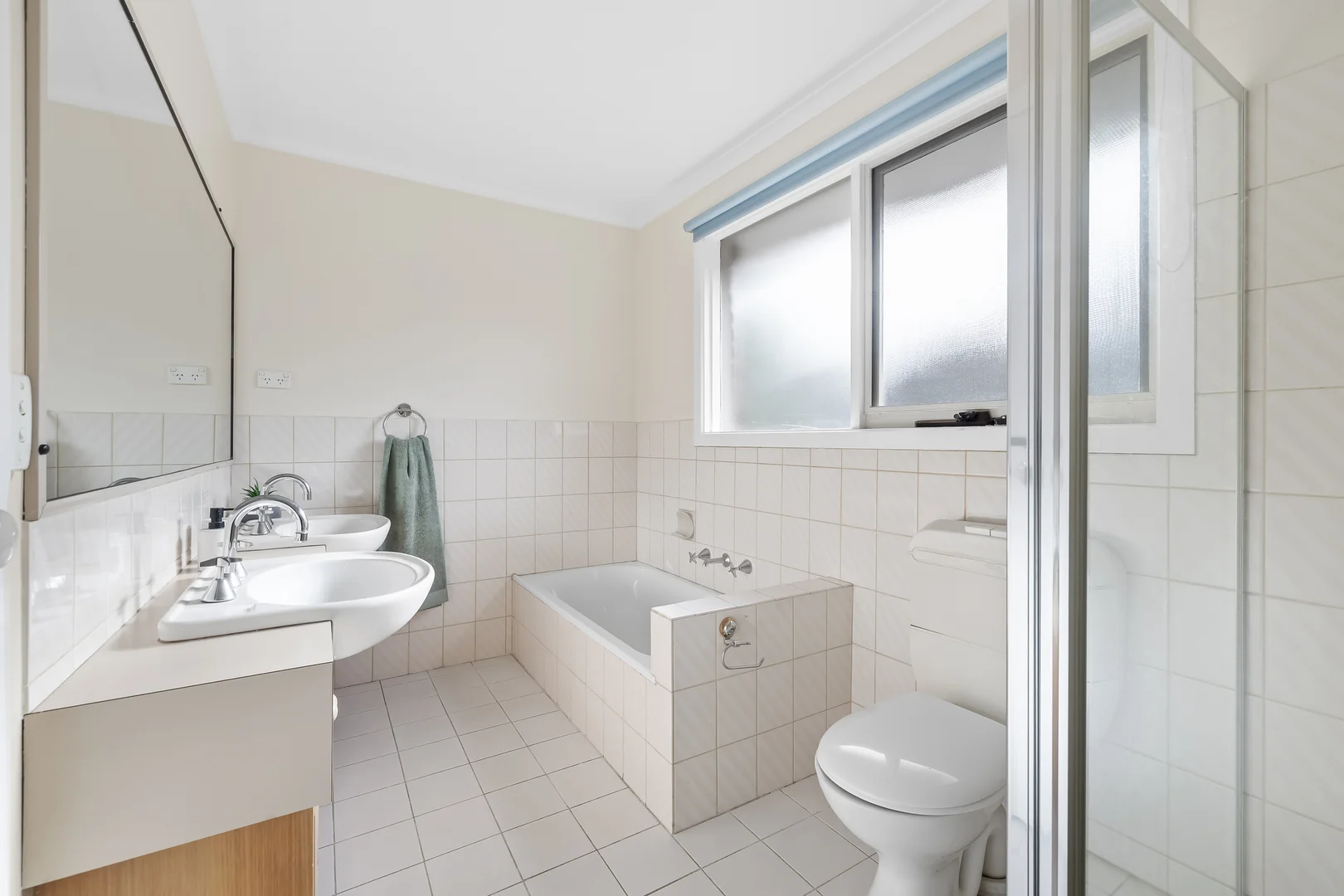 Additional image 11 of 1/4 Dunloe Avenue, Mont Albert North VIC 3129