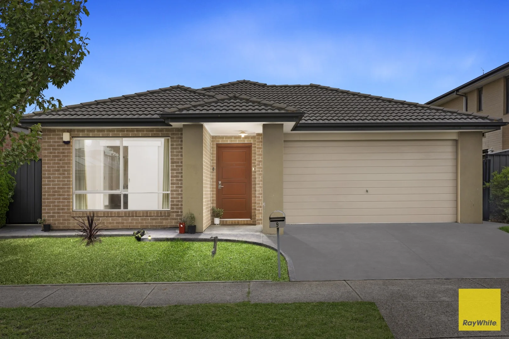 9 Lockhart Street, Mernda VIC 3754