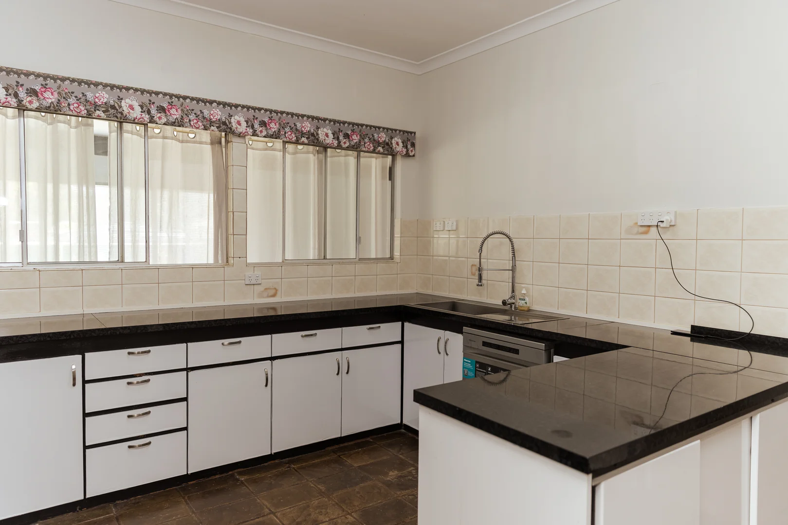 Additional image 5 of 40 Railway Avenue, Merredin WA 6415