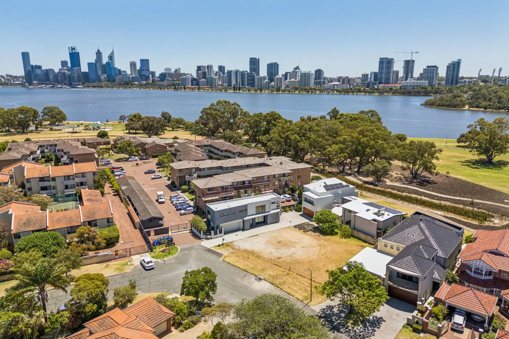 Additional image 10 of 57 Swanview Terrace, South Perth WA 6151