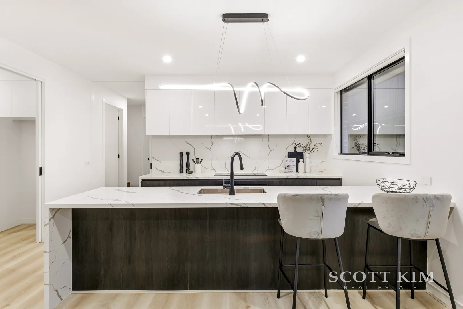 Additional image 5 of 6B Judith Court, Mount Waverley VIC 3149