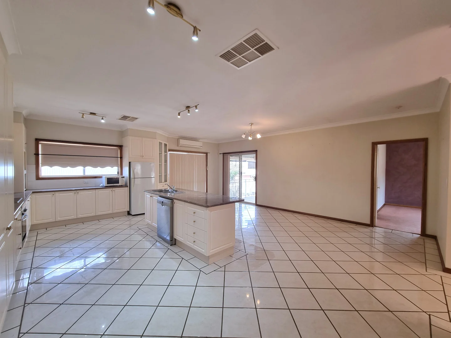 Additional image 2 of 4 Lawson Drive, Gundagai NSW 2722