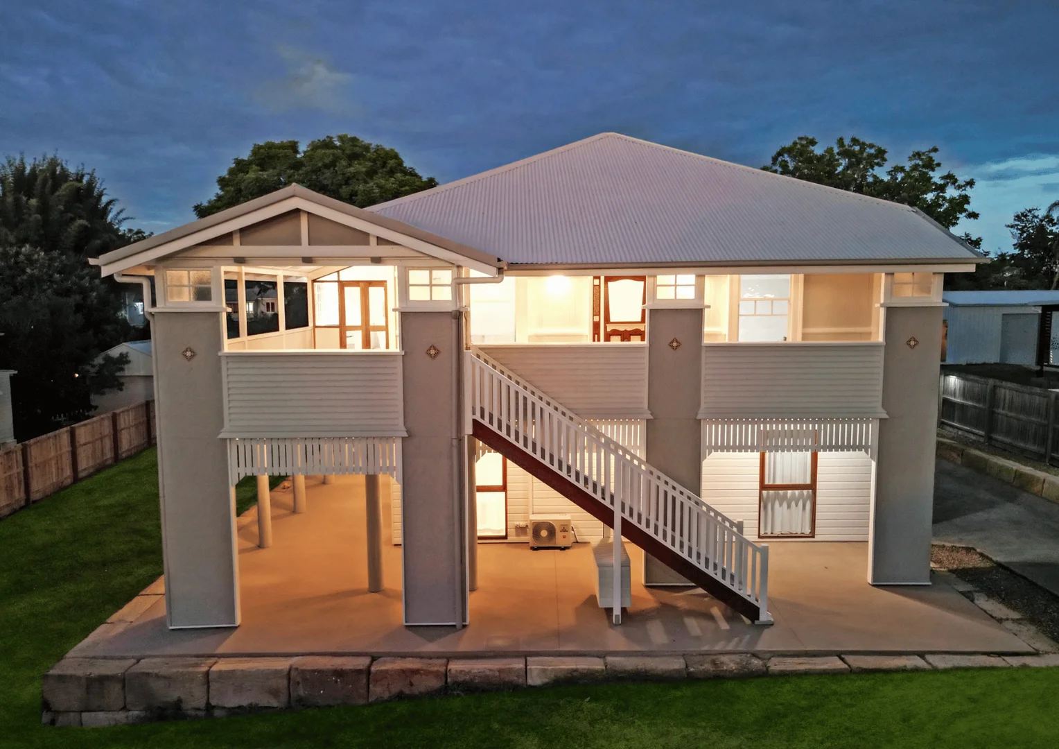 16 Bright Street, Newtown QLD 4305