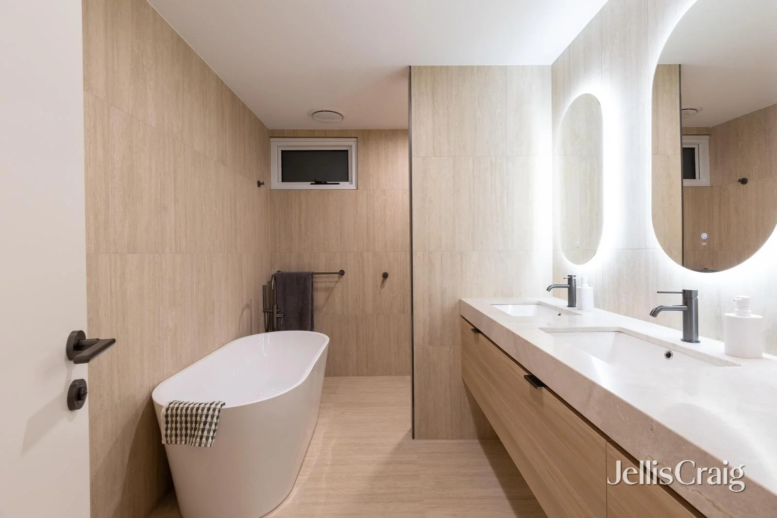 Additional image 18 of 6/2 Ruda Street, Doncaster VIC 3108