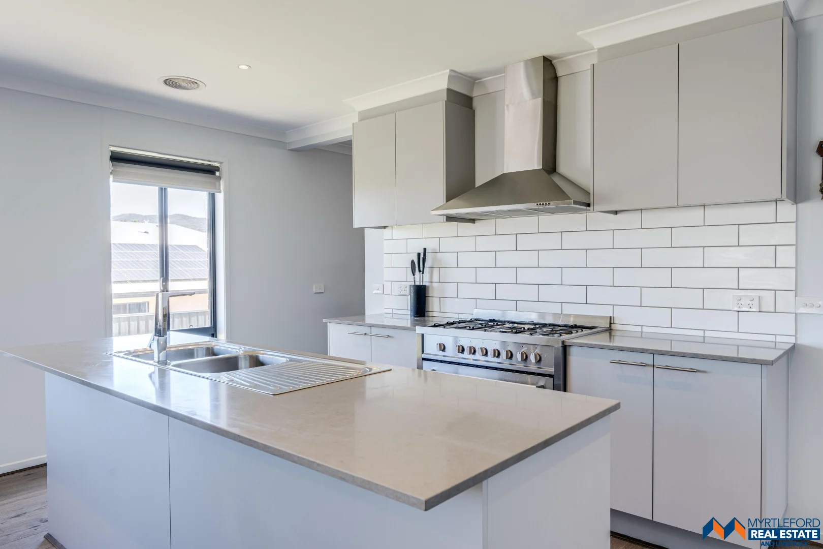 Additional image 21 of 4 Washington Parade, Myrtleford VIC 3737