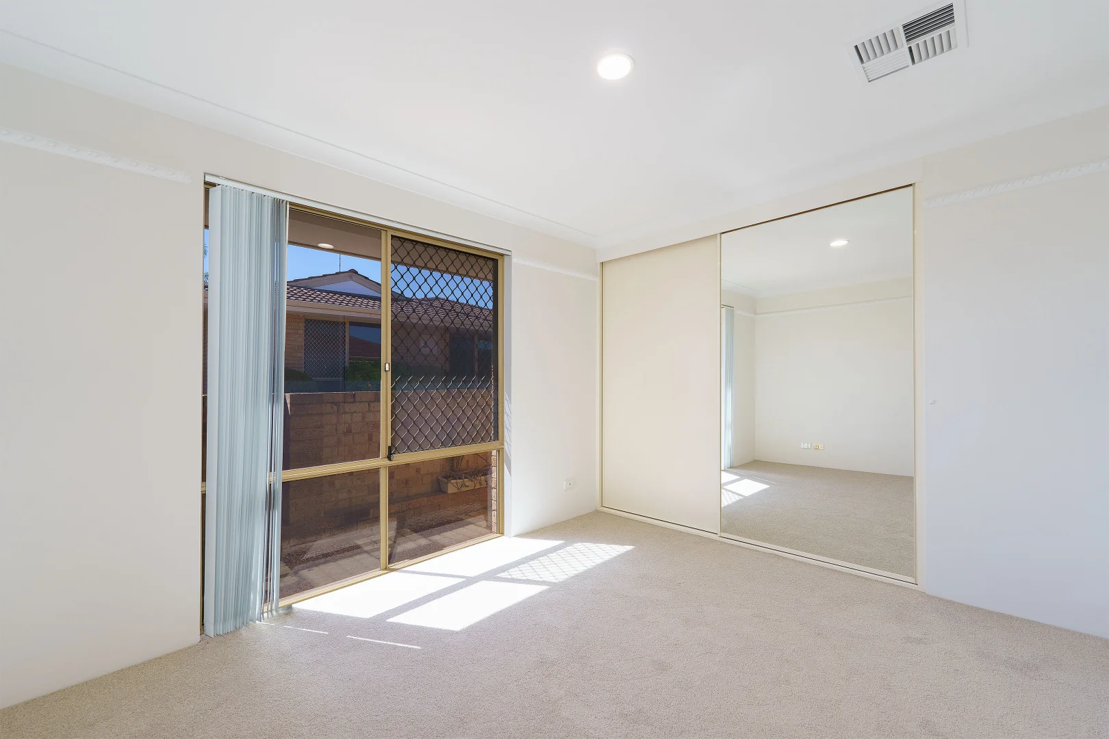 Additional image 13 of 7/28 Marangaroo Drive, Marangaroo WA 6064