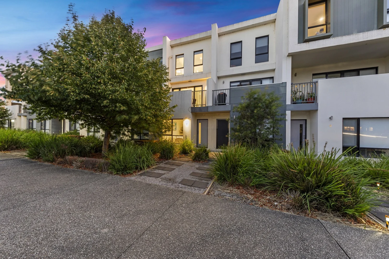 7/17 Edgeware Close, Pakenham VIC 3810