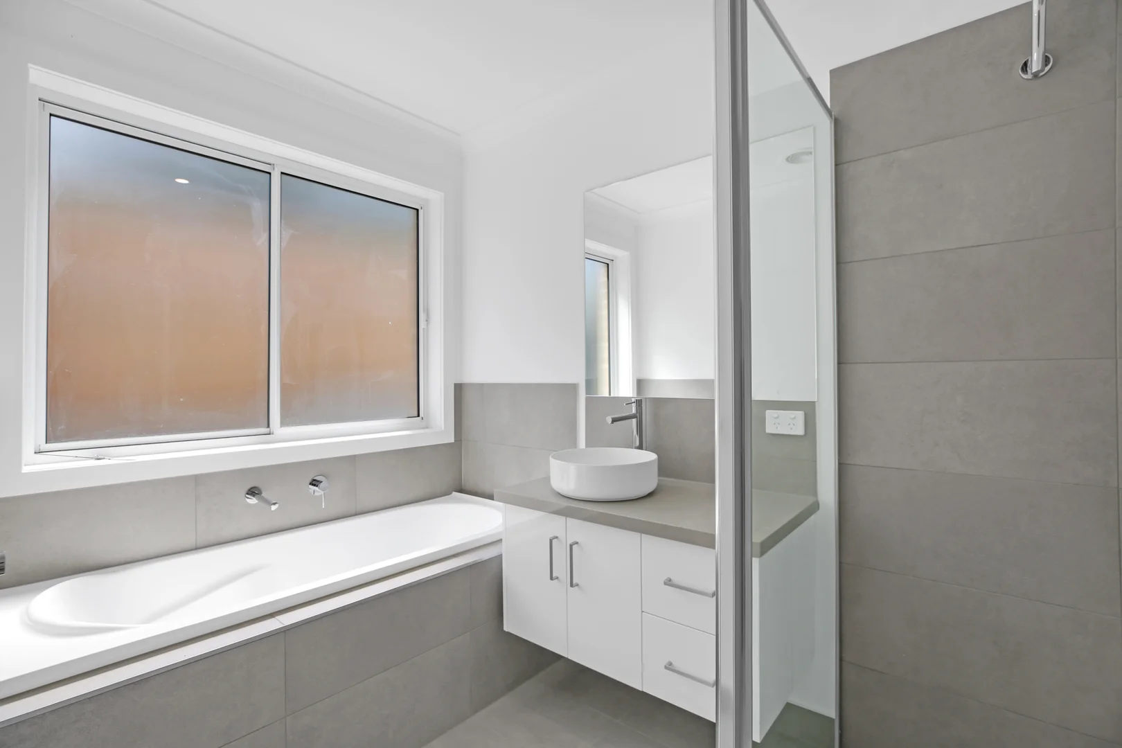 Additional image 16 of 2, 3, 4 & 5/20 Garfield Road, Garfield VIC 3814