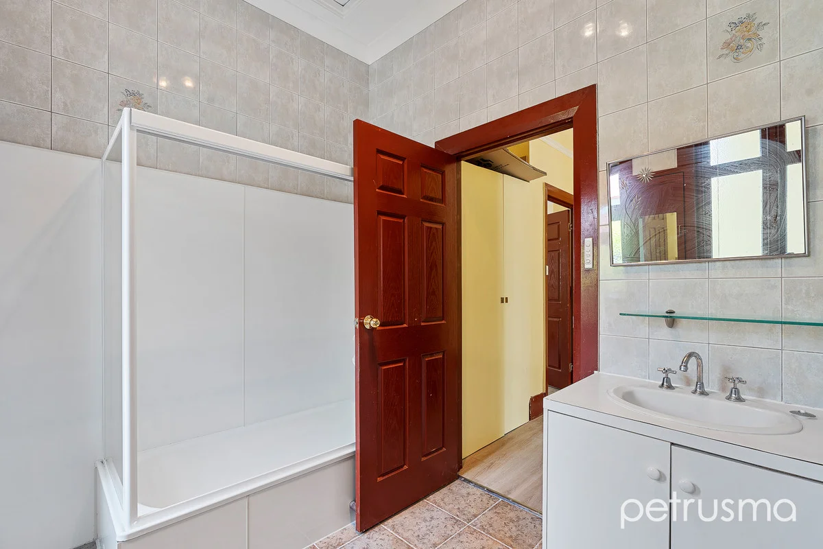 Additional image 16 of 1/18 View Street, Sandy Bay TAS 7005