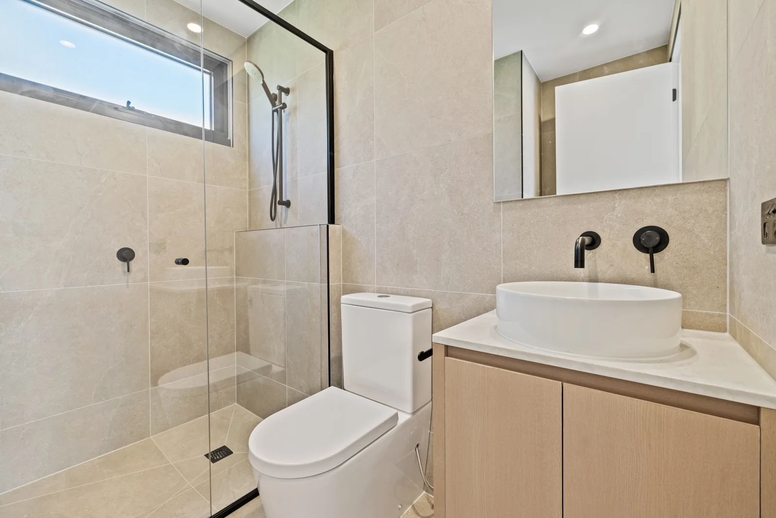 Additional image 10 of 8/5 Frankcom Street, Blackburn VIC 3130