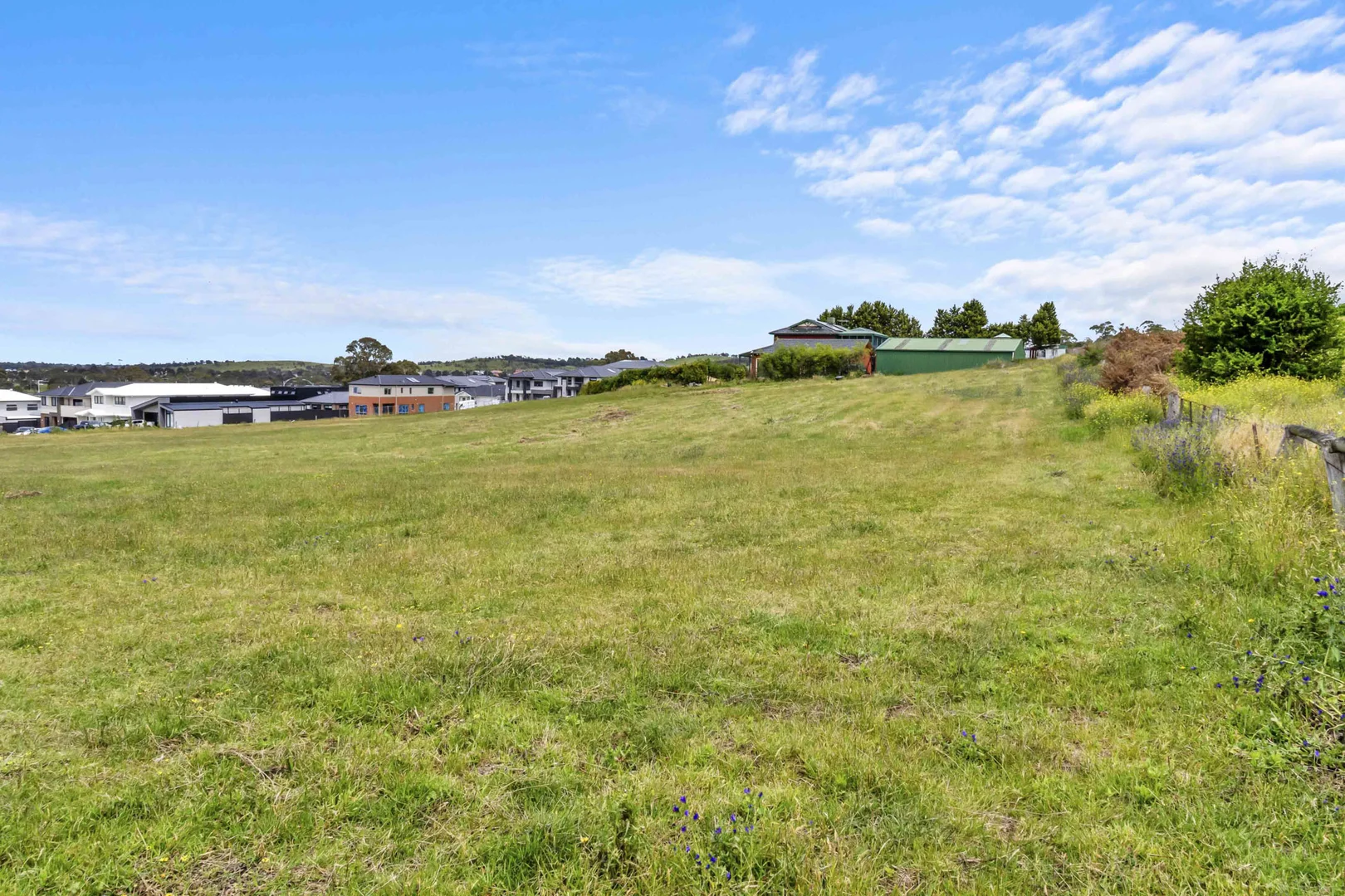 Additional image 10 of 62 Martin Close, South Morang VIC 3752