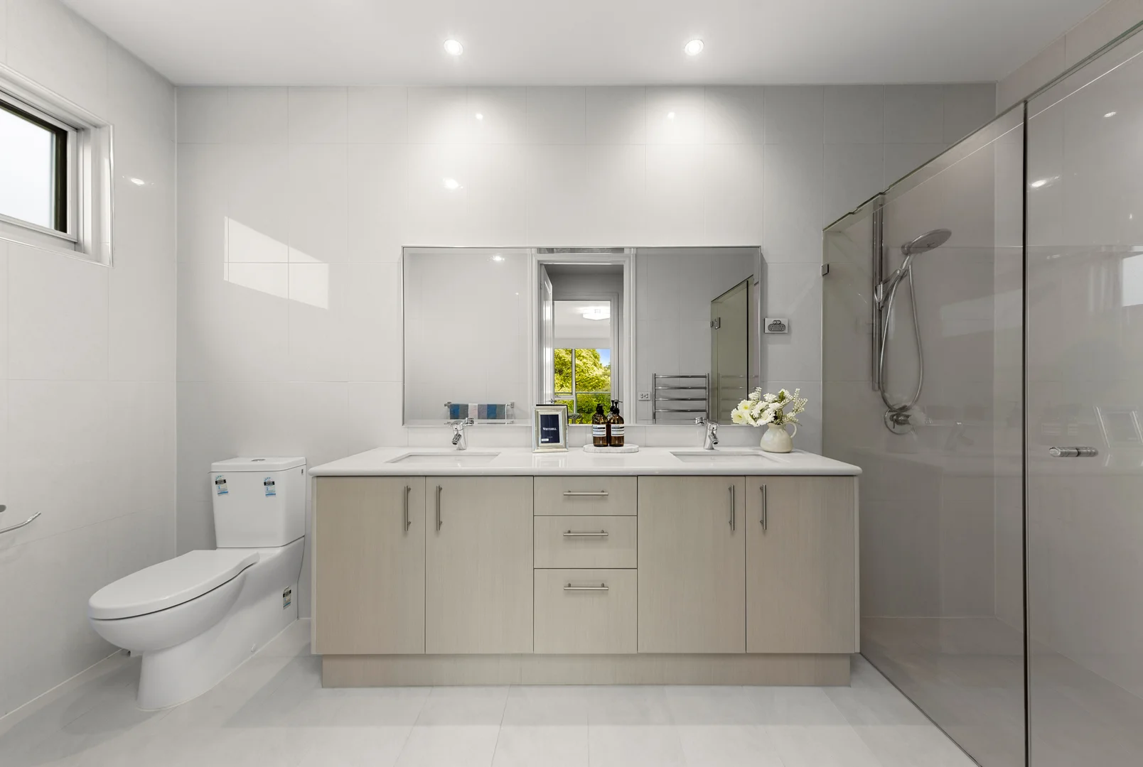 Additional image 17 of 8 Donald Road, Burwood VIC 3125