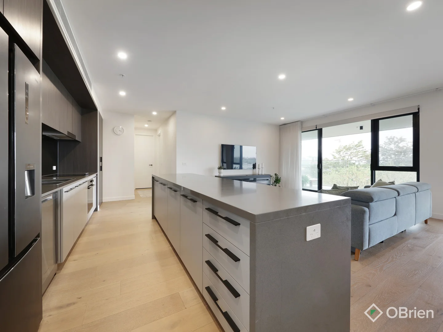 Additional image 3 of 404/4b Horscroft Place, Moorabbin VIC 3189