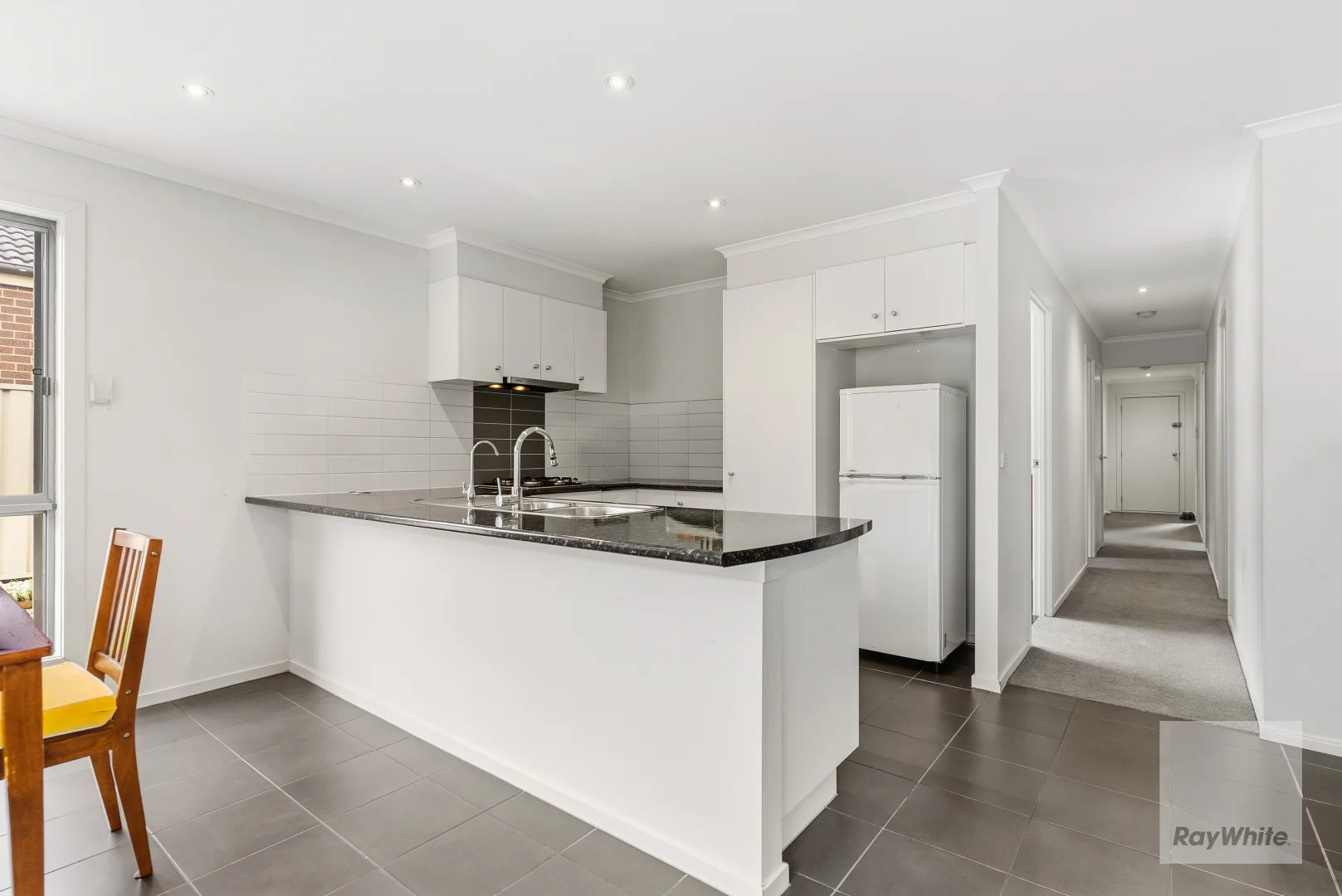 Additional image 4 of 11 Verdon Avenue, Caroline Springs VIC 3023