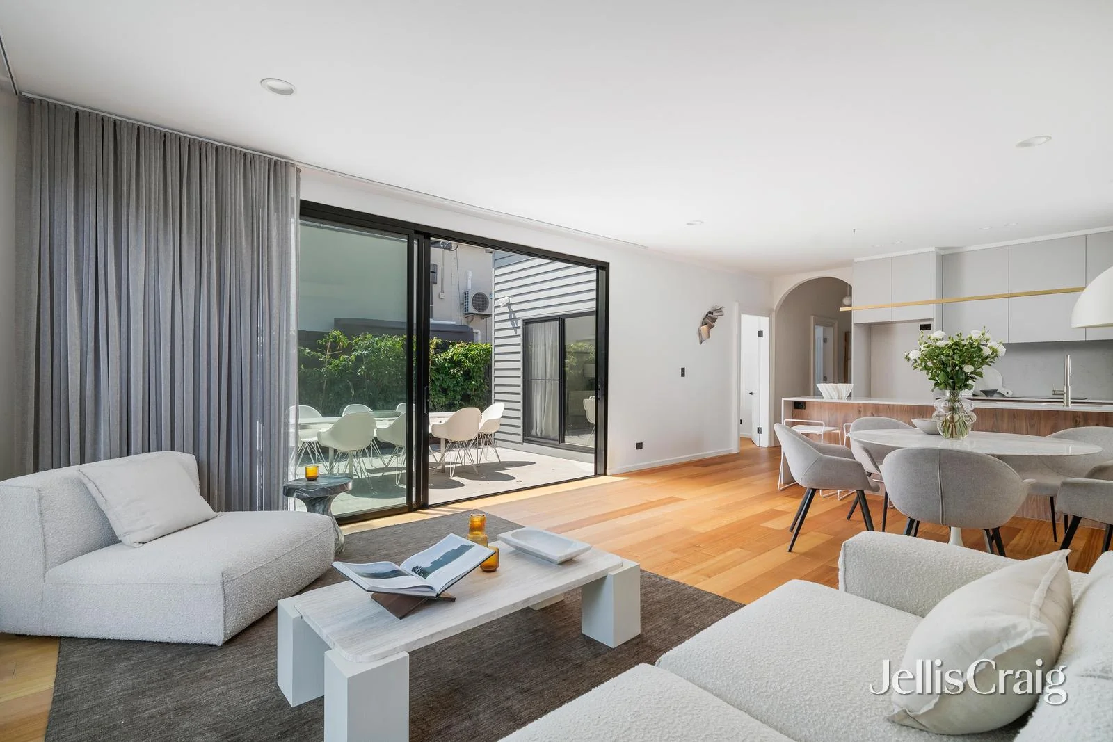 Additional image 2 of 111 Edgevale Road, Kew VIC 3101