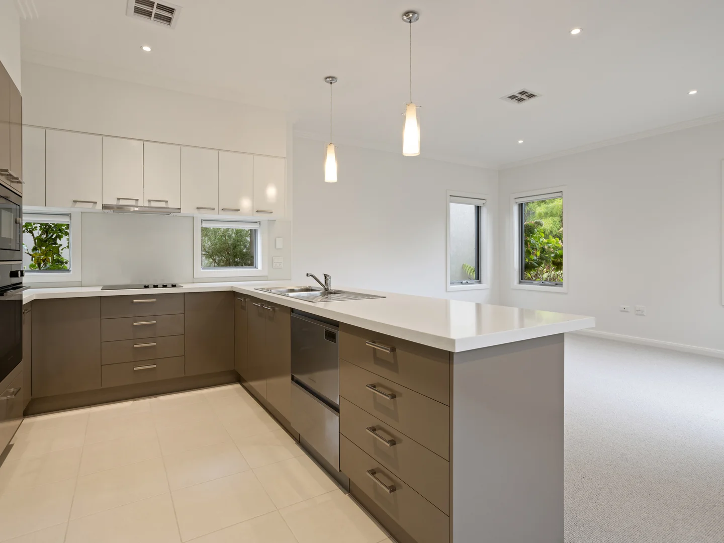 Additional image 2 of 215/431 Racecourse Road, Mornington VIC 3931