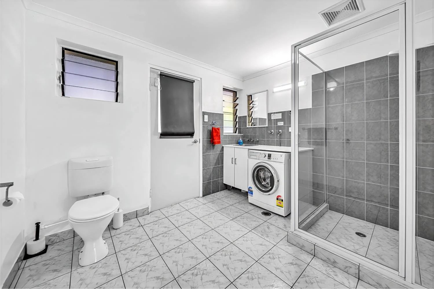 Additional image 14 of 99 Gloucester Avenue, Hideaway Bay QLD 4800