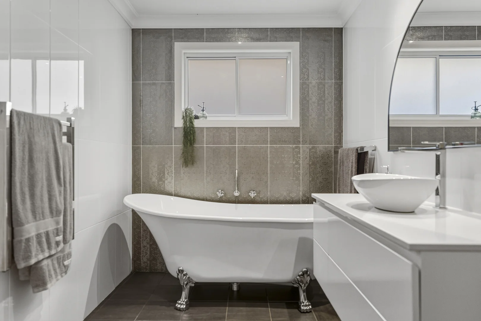 Additional image 11 of 17 St Johns Drive, Croudace Bay NSW 2280