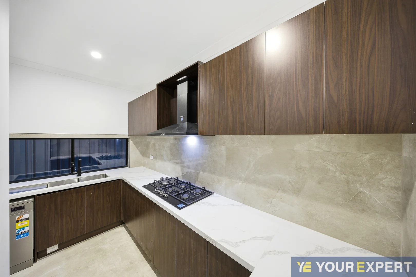 Additional image 15 of 4 Thulian Street, Clyde North VIC 3978