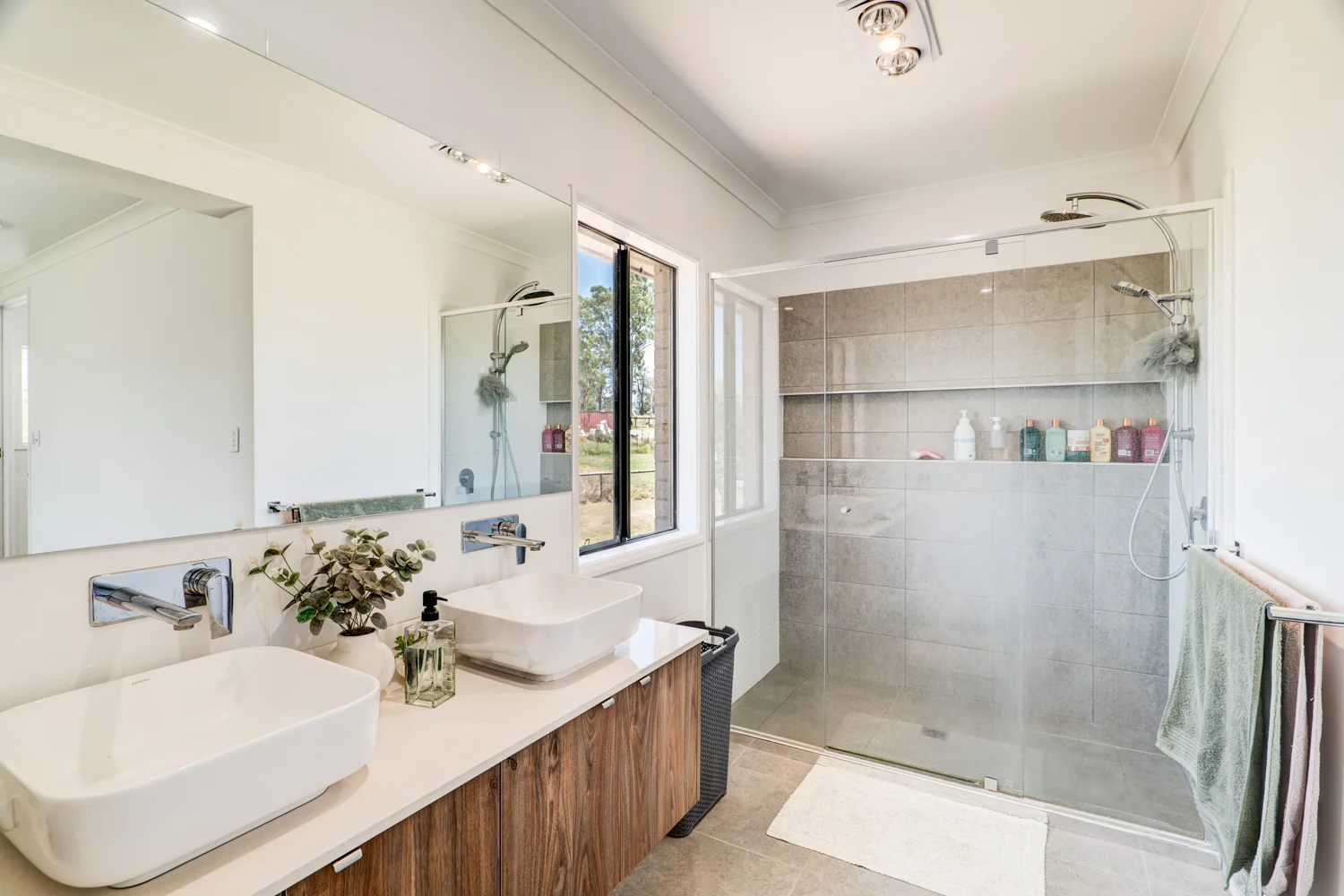 Additional image 16 of 12 Bottlebrush Crescent, Rifle Range QLD 4311