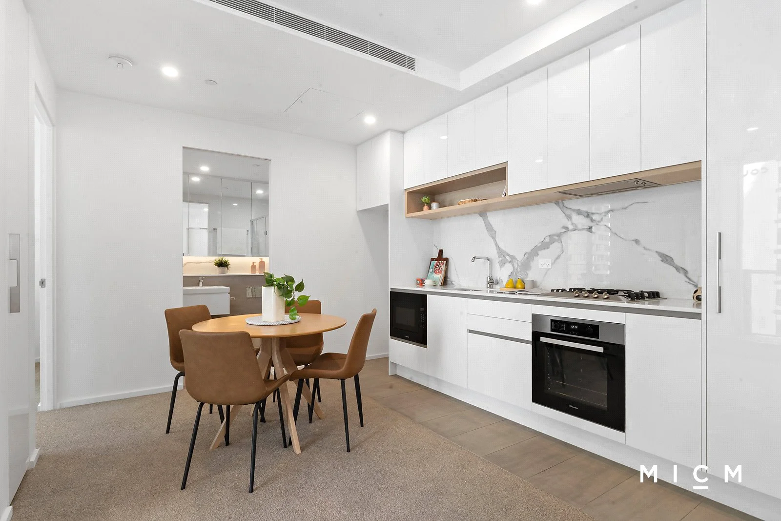 Additional image 2 of 908/408 Spencer Street, West Melbourne VIC 3003