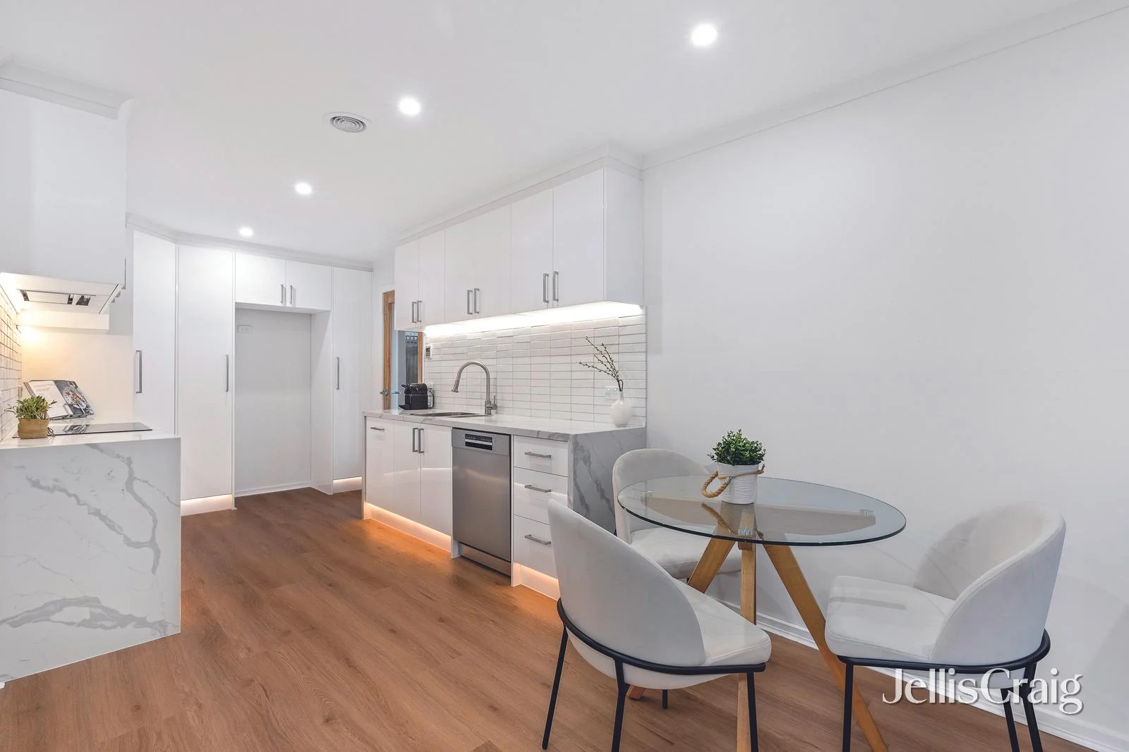 Additional image 3 of 4/50 Fewster Road, Hampton VIC 3188