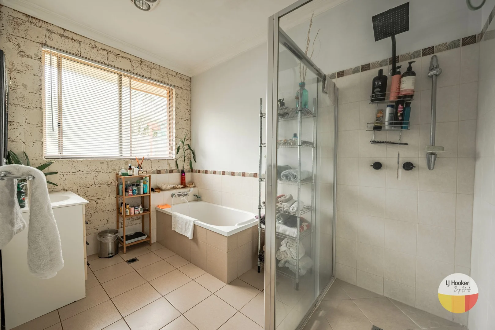 Additional image 15 of 13-15 Hill Street, Russell Island QLD 4184