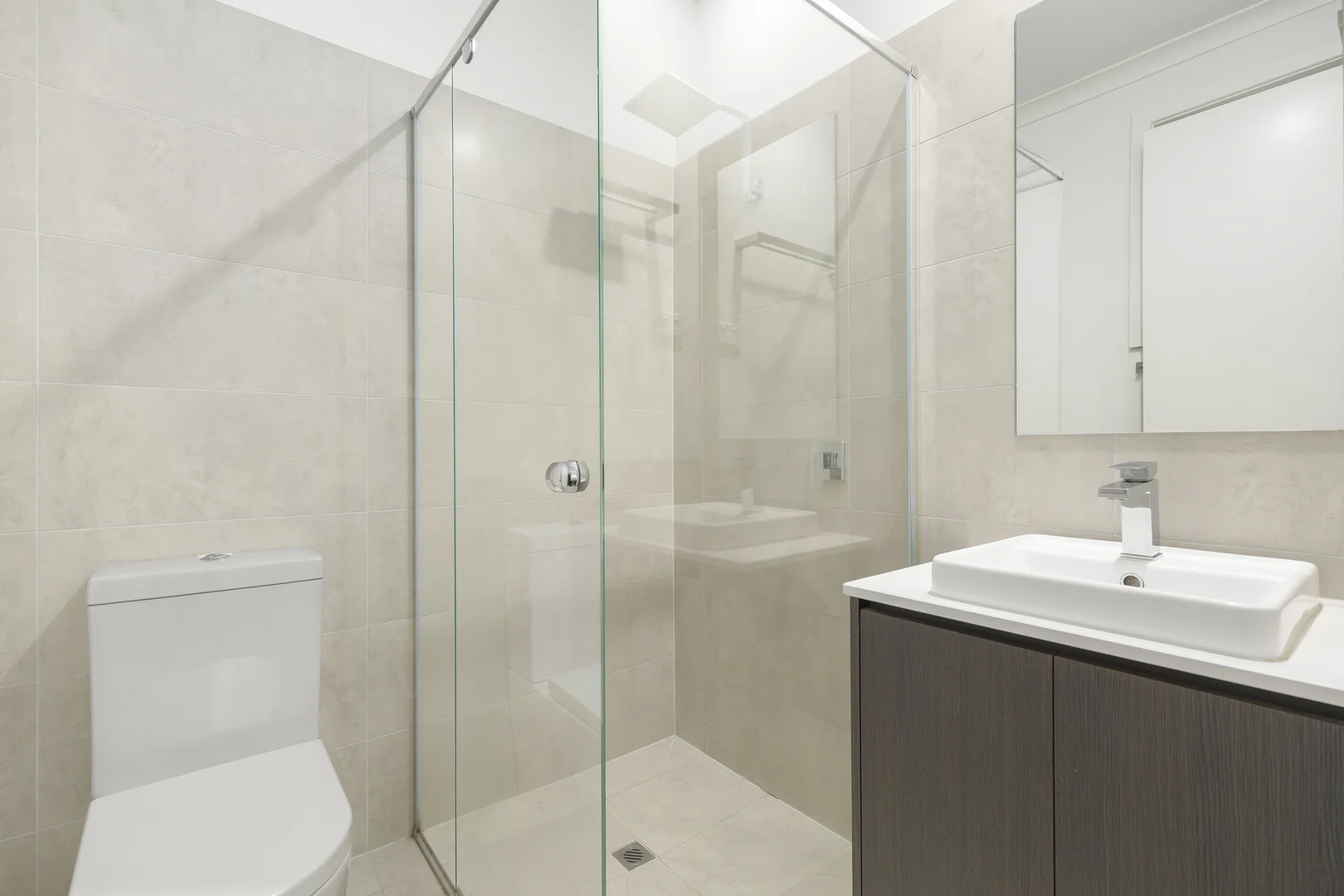 Additional image 6 of 1/10 Hamilton Avenue, Blackburn VIC 3130