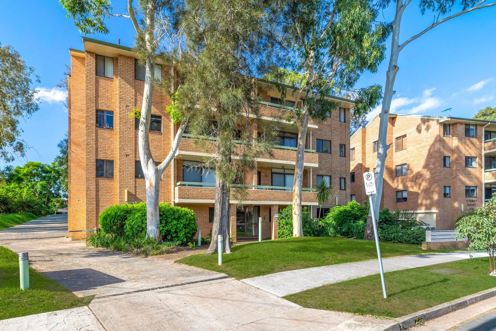17/8-14 Swan Street, Revesby NSW 2212