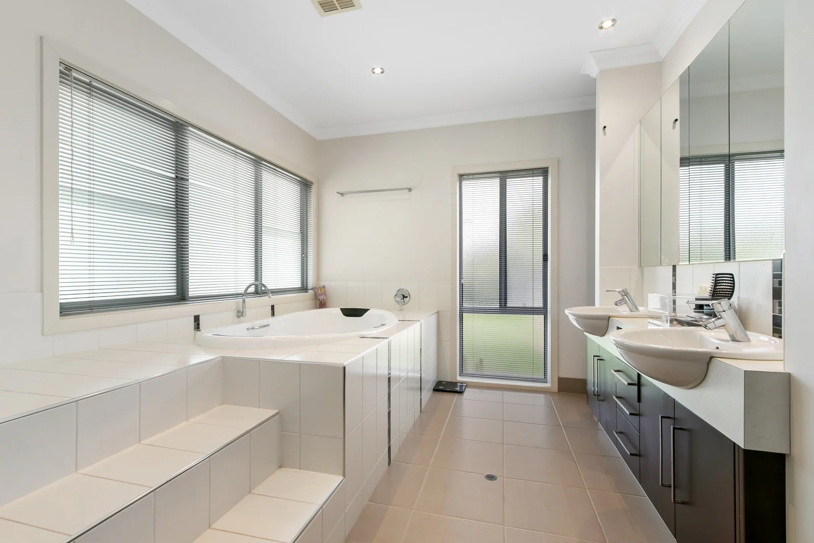 Additional image 13 of 5 Nicholson Place, Traralgon VIC 3844