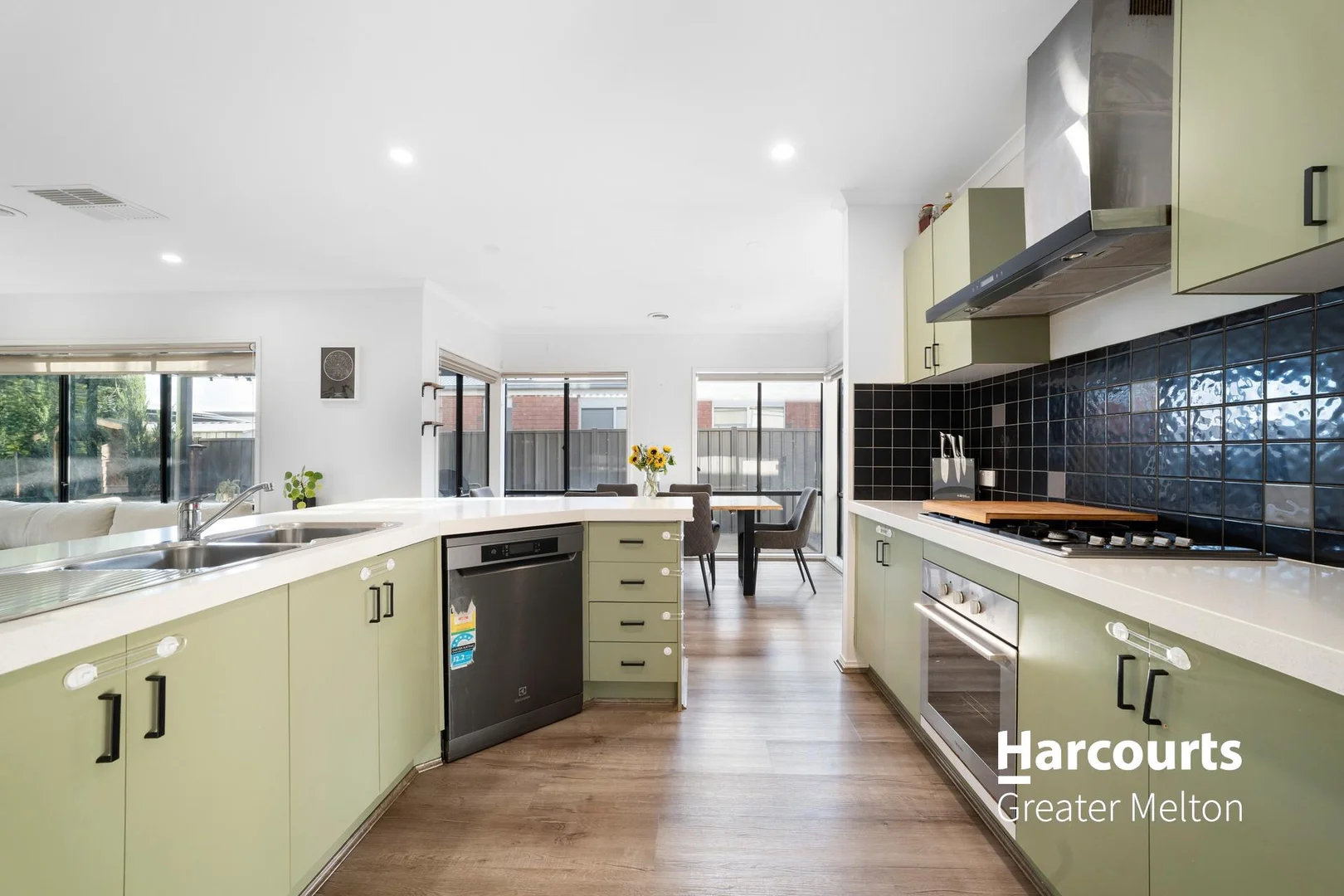 Additional image 3 of 17 Dickerson Way, Caroline Springs VIC 3023