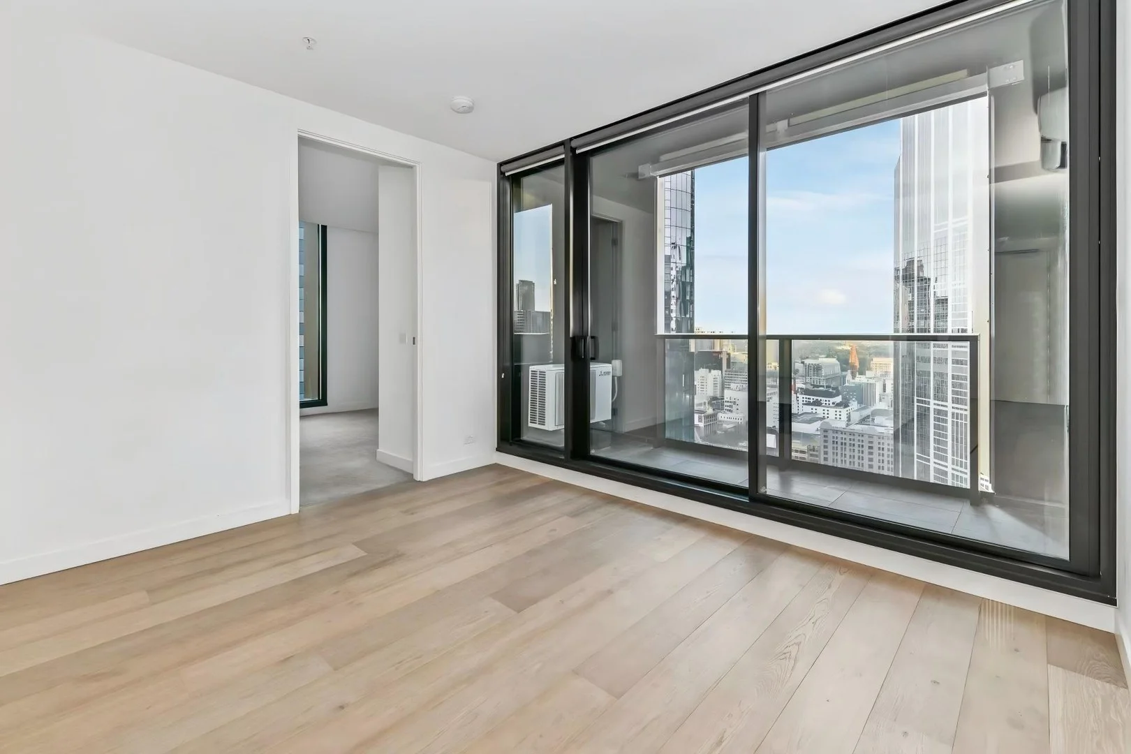 2002/81 A'Beckett Street, Melbourne VIC 3000