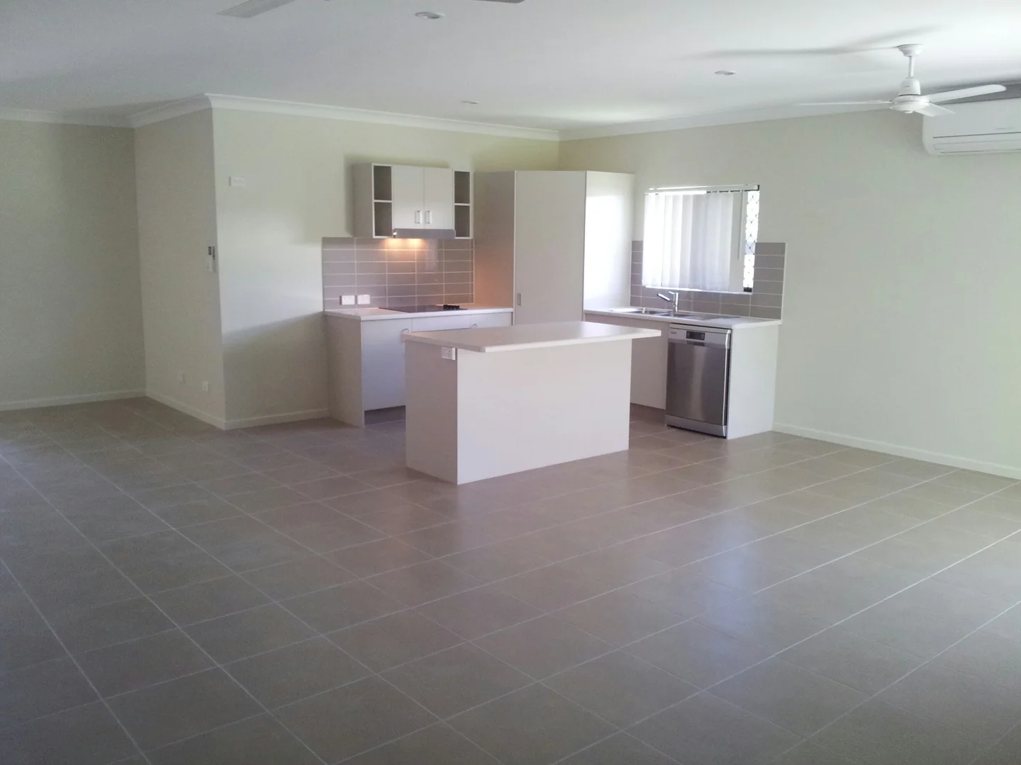 Additional image 2 of 71 Innes Dve, Deeragun QLD 4818