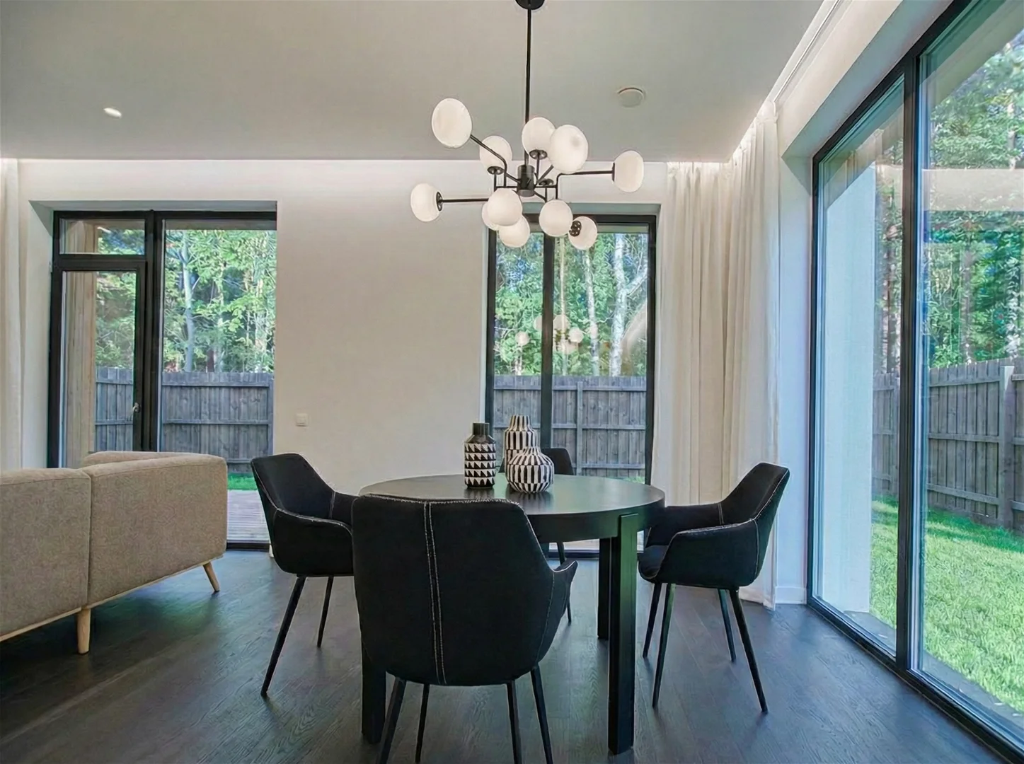 Additional image 3 of Mambourin VIC 3024