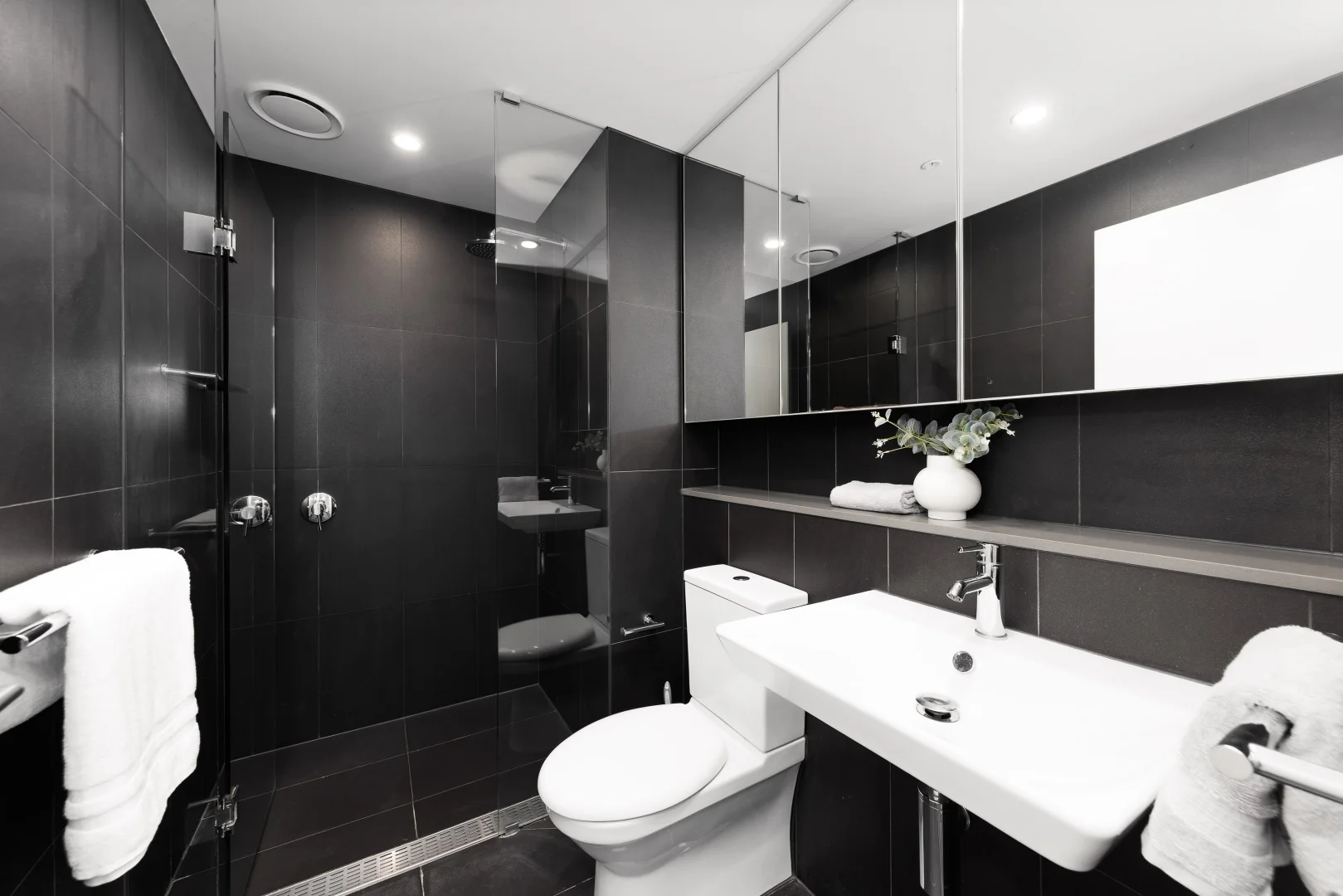 Additional image 15 of 1404E/888 Collins Street, Docklands VIC 3008