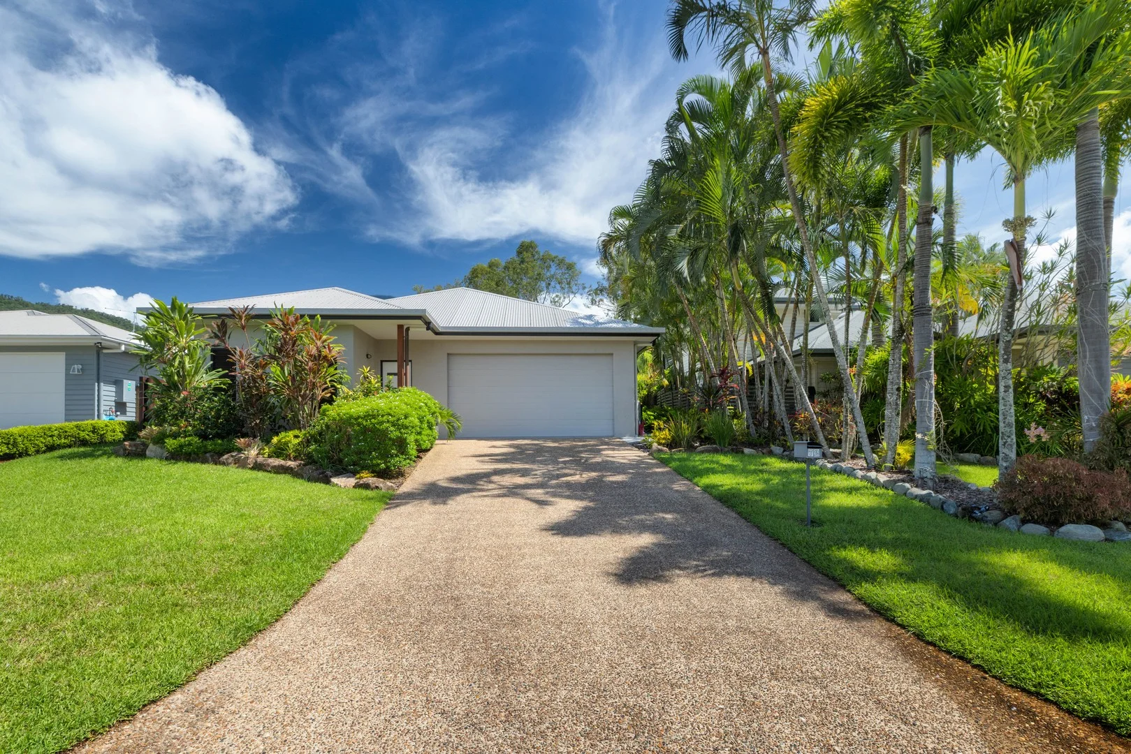 72 Abell Road, Cannonvale QLD 4802