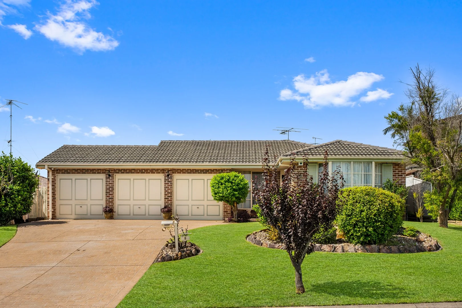 8 Wisteria Close, Glenmore Park NSW 2745